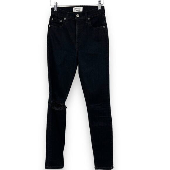 Reformation Jeans High Waisted Skinny Distressed Skinny Jeans in Faded Black 25 - Picture 2 of 11